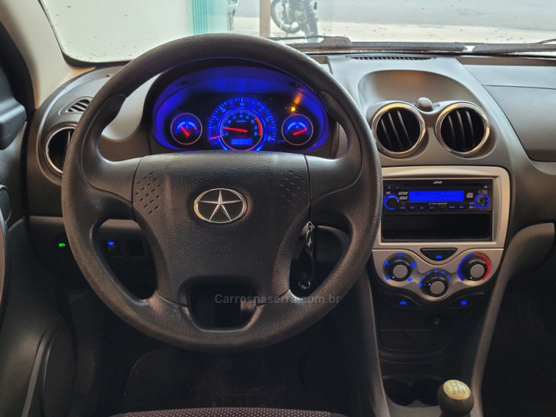 J3 1.4 16V GASOLINA 4P MANUAL - 2012 - CANELA