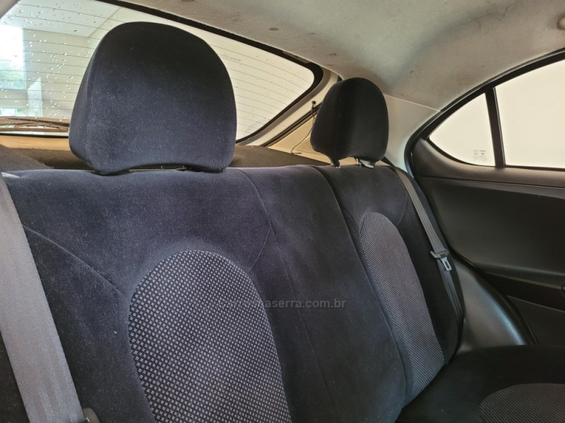 J3 1.4 16V GASOLINA 4P MANUAL - 2012 - CANELA