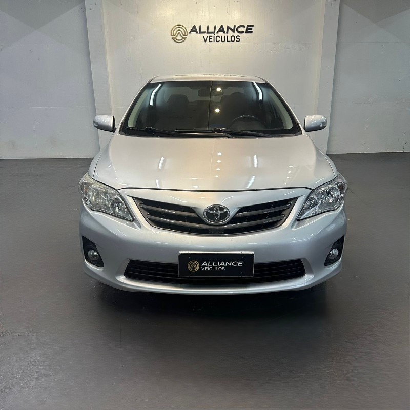 COROLLA 2.0 XEI 16V FLEX 4P AUTOMÁTICO - 2014 - CAXIAS DO SUL