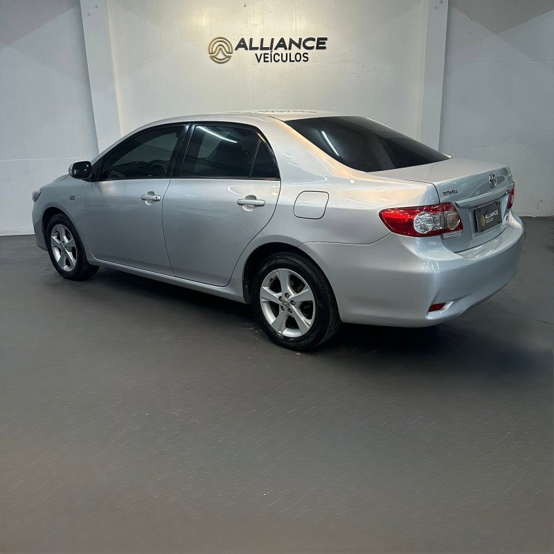 COROLLA 2.0 XEI 16V FLEX 4P AUTOMÁTICO - 2014 - CAXIAS DO SUL