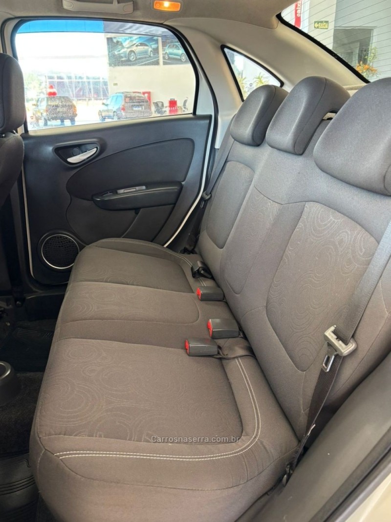 GRAND SIENA 1.0 ATTRACTIVE 8V FLEX 4P MANUAL - 2018 - IGREJINHA