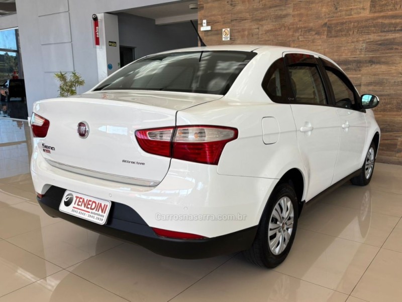 GRAND SIENA 1.0 ATTRACTIVE 8V FLEX 4P MANUAL - 2018 - IGREJINHA