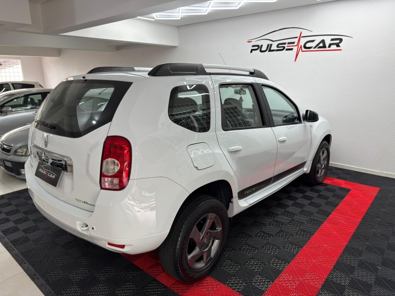 DUSTER 2.0 TECH ROAD 4X2 16V FLEX 4P AUTOMÁTICO - 2014 - CAXIAS DO SUL