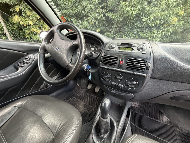 MAREA 2.4 MPI HLX WEEKEND 20V GASOLINA 4P MANUAL - 2001 - CAXIAS DO SUL