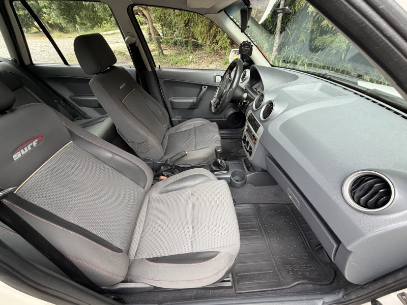 PARATI 1.6 MI SURF 8V FLEX 4P MANUAL G.IV - 2009 - CAXIAS DO SUL