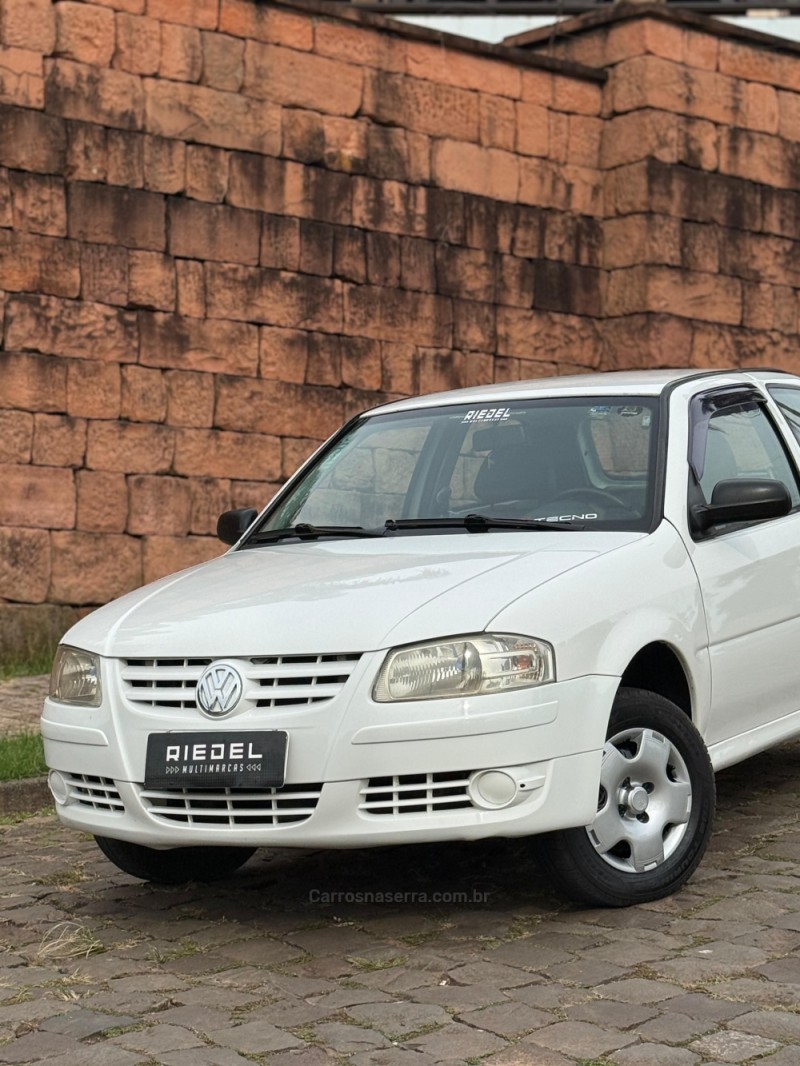 GOL 1.0 MI 16V GASOLINA 2P MANUAL - 2011 - VENâNCIO AIRES