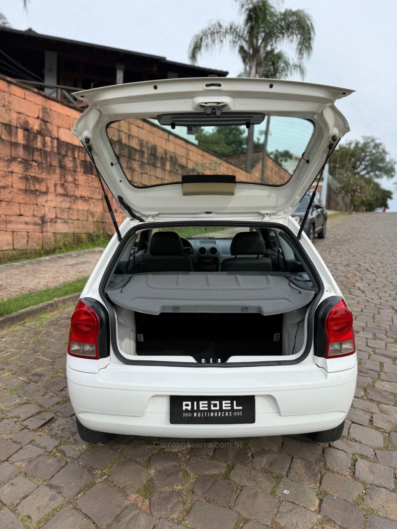 GOL 1.0 MI 16V GASOLINA 2P MANUAL - 2011 - VENâNCIO AIRES