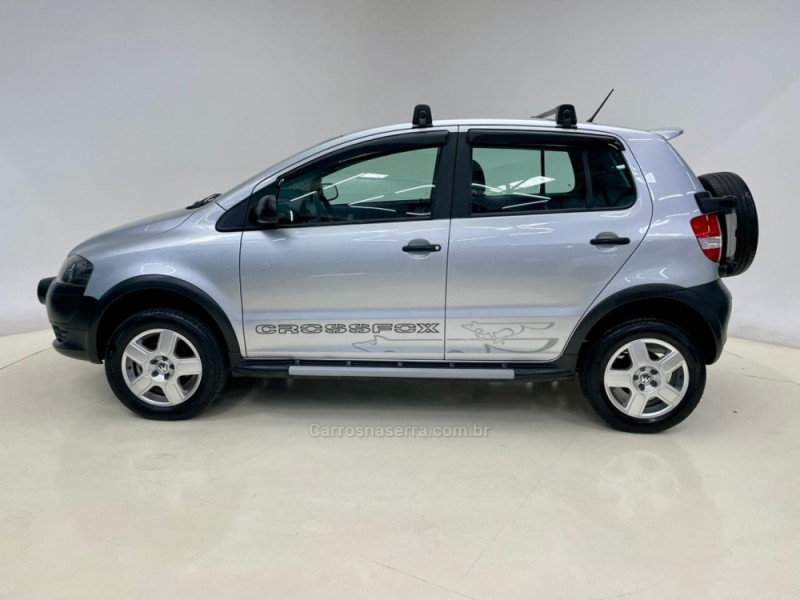 CROSSFOX 1.6 MI FLEX 8V 4P MANUAL - 2009 - SANTA CRUZ DO SUL