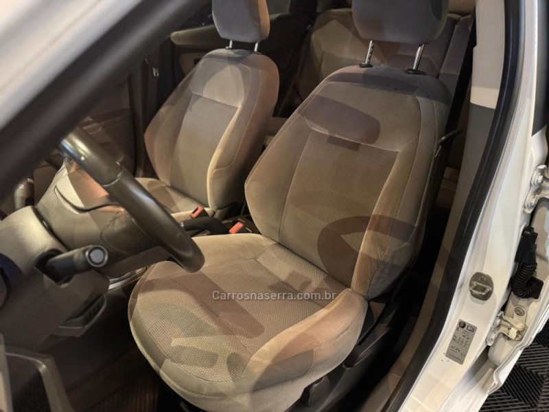 COBALT 1.8 MPFI LTZ 8V FLEX 4P MANUAL - 2014 - FARROUPILHA