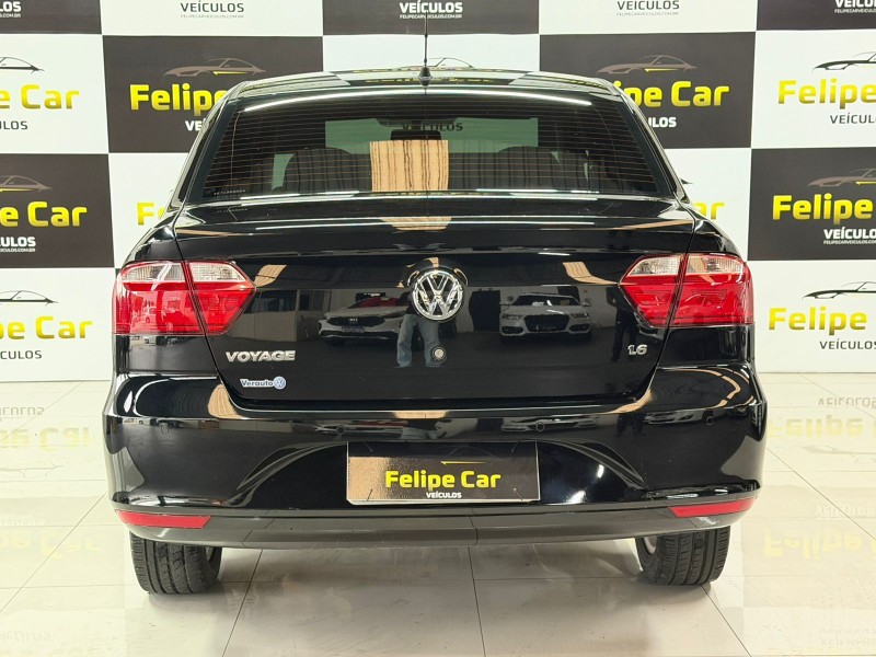 VOYAGE 1.6 MI TREND 8V FLEX 4P MANUAL - 2014 - CAXIAS DO SUL