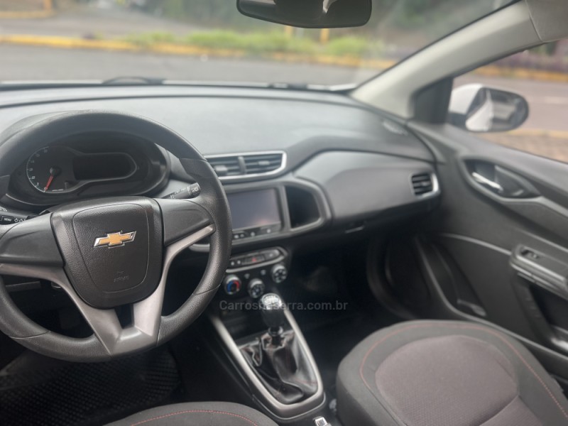 ONIX 1.4 MPFI LTZ 8V FLEX 4P MANUAL - 2015 - CAMPO BOM