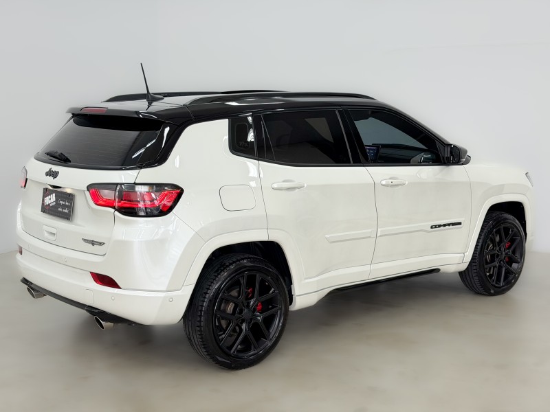 COMPASS 2.0 BLACKHAWK 4 TURBO GASOLINA 4P AUTOMÁTICO - 2025 - CAXIAS DO SUL