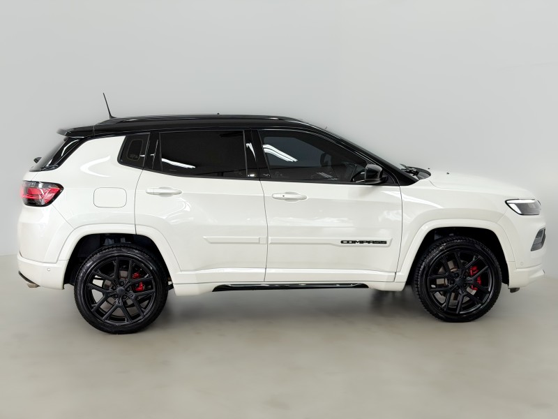 COMPASS 2.0 BLACKHAWK 4 TURBO GASOLINA 4P AUTOMÁTICO - 2025 - CAXIAS DO SUL
