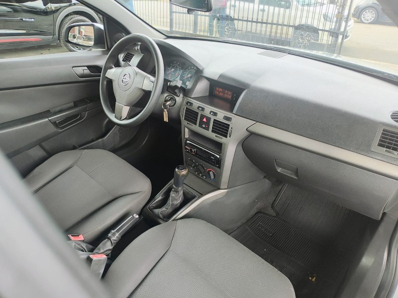 VECTRA 2.0 MPFI EXPRESSION 8V FLEX 4P MANUAL - 2009 - CAXIAS DO SUL