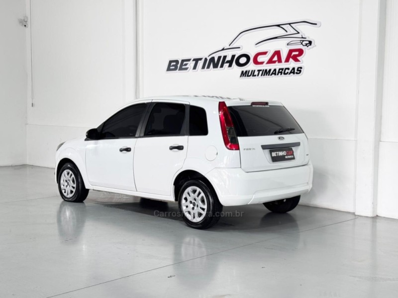 FIESTA 1.0 ROCAM 8V FLEX 4P MANUAL - 2013 - ESTâNCIA VELHA