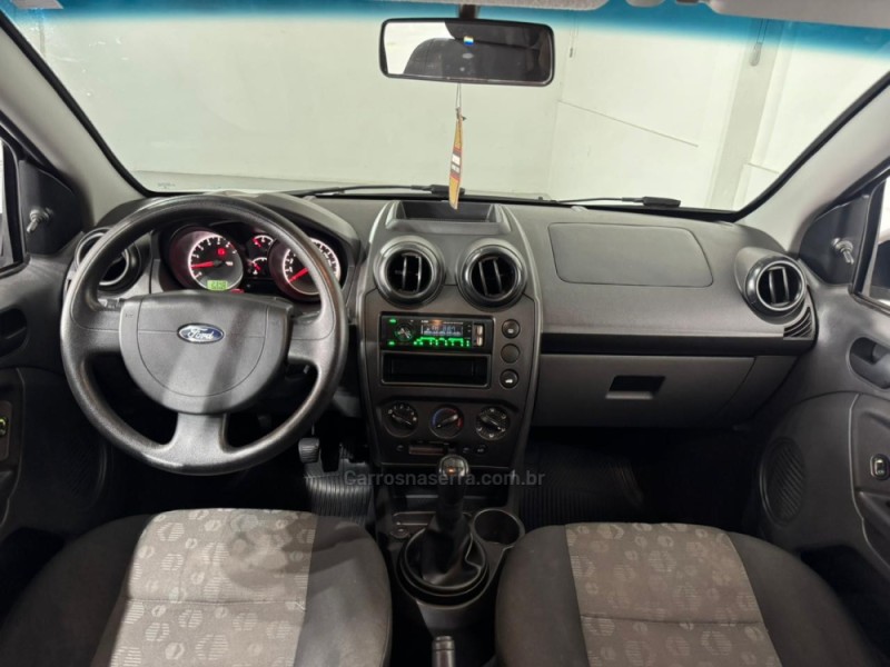 FIESTA 1.0 ROCAM 8V FLEX 4P MANUAL - 2013 - ESTâNCIA VELHA