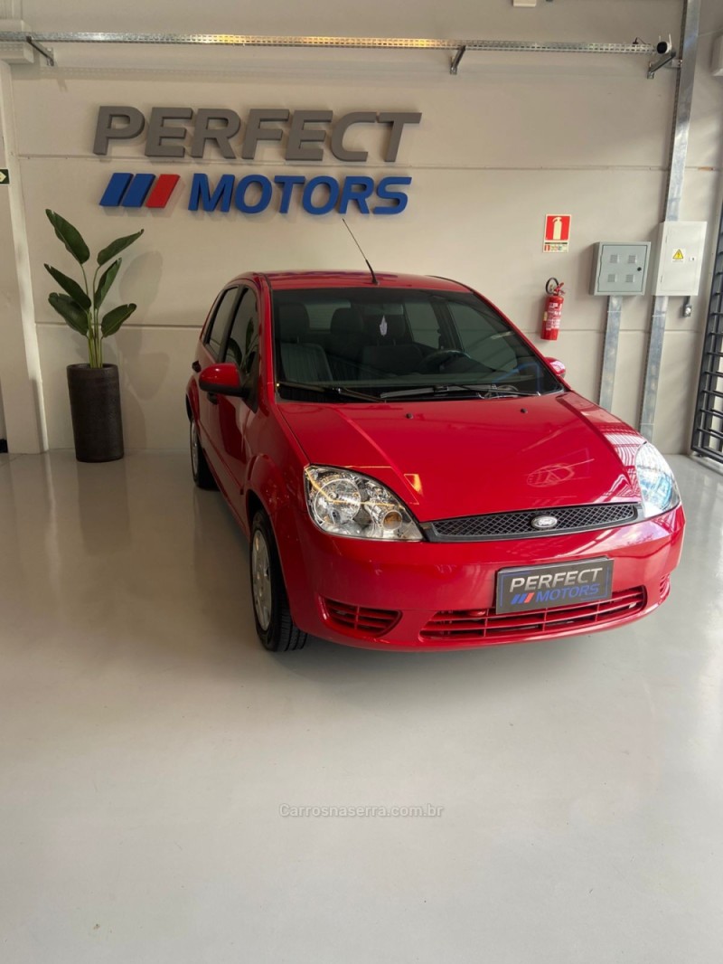 FIESTA 1.0 MPI 8V GASOLINA 4P MANUAL - 2006 - BENTO GONçALVES