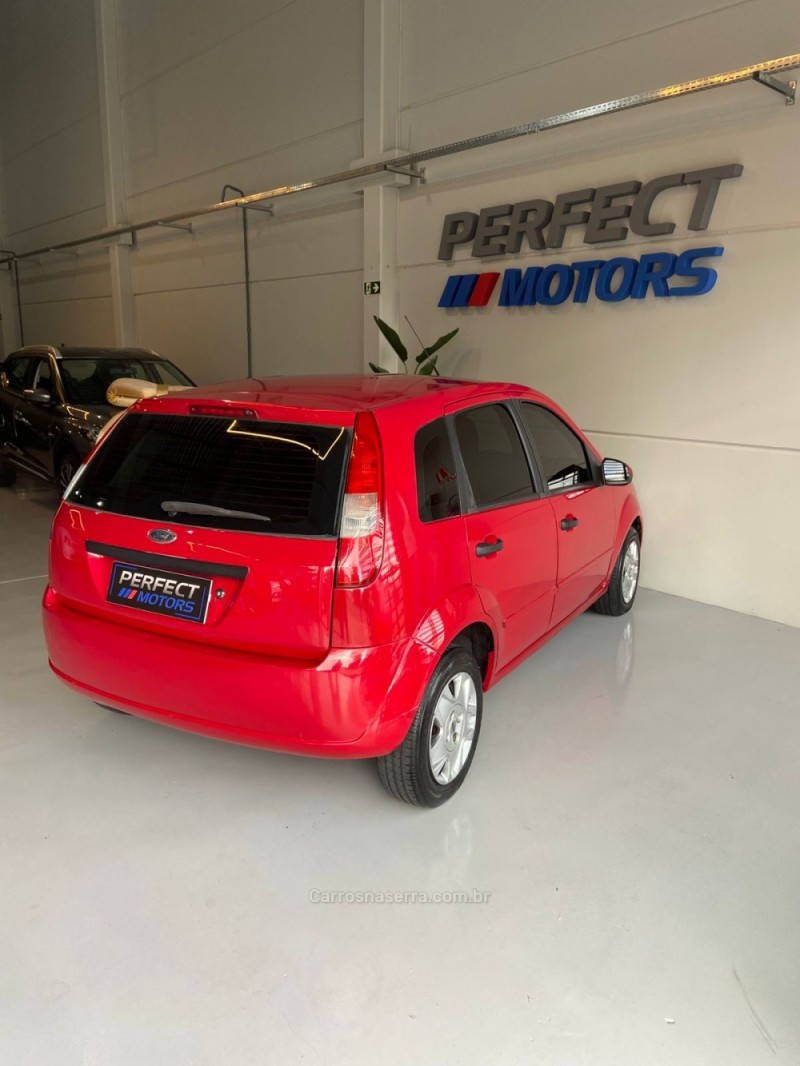 FIESTA 1.0 MPI 8V GASOLINA 4P MANUAL - 2006 - BENTO GONçALVES