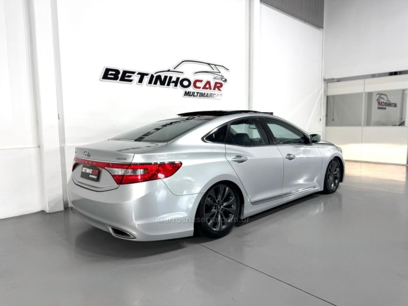 AZERA 3.0 MPFI GLS V6 24V GASOLINA 4P AUTOMÁTICO - 2012 - ESTâNCIA VELHA