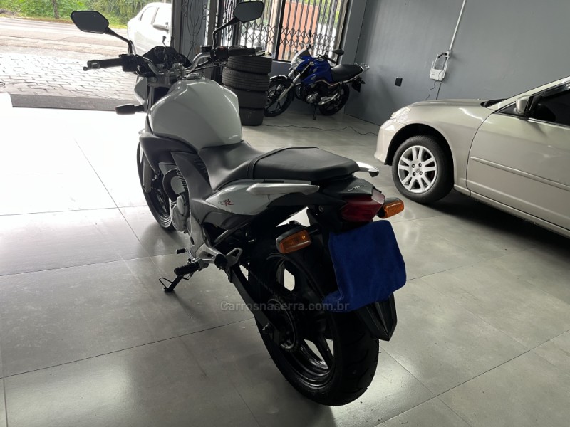 CB 300R ABS - 2012 - CAXIAS DO SUL