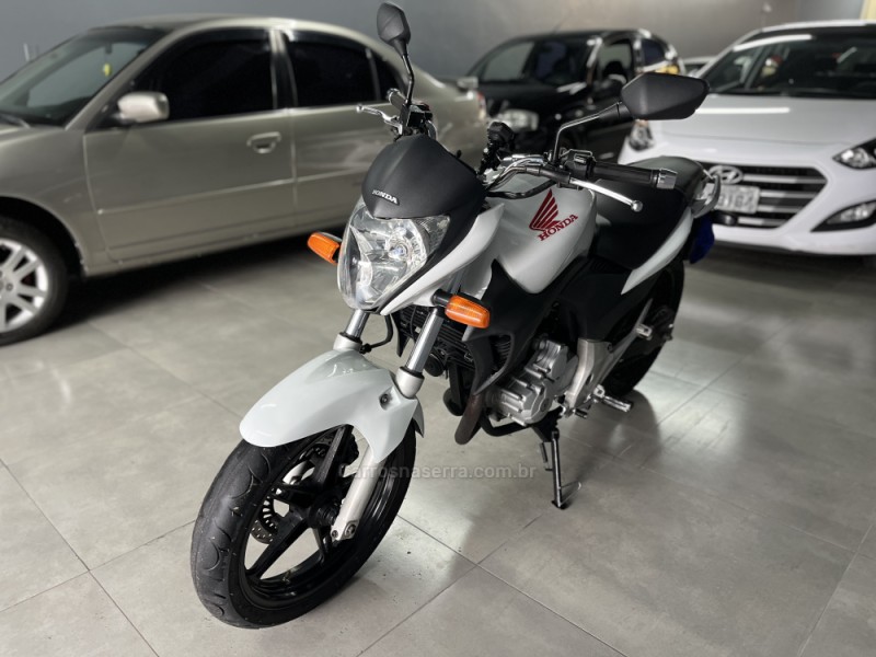 CB 300R ABS - 2012 - CAXIAS DO SUL