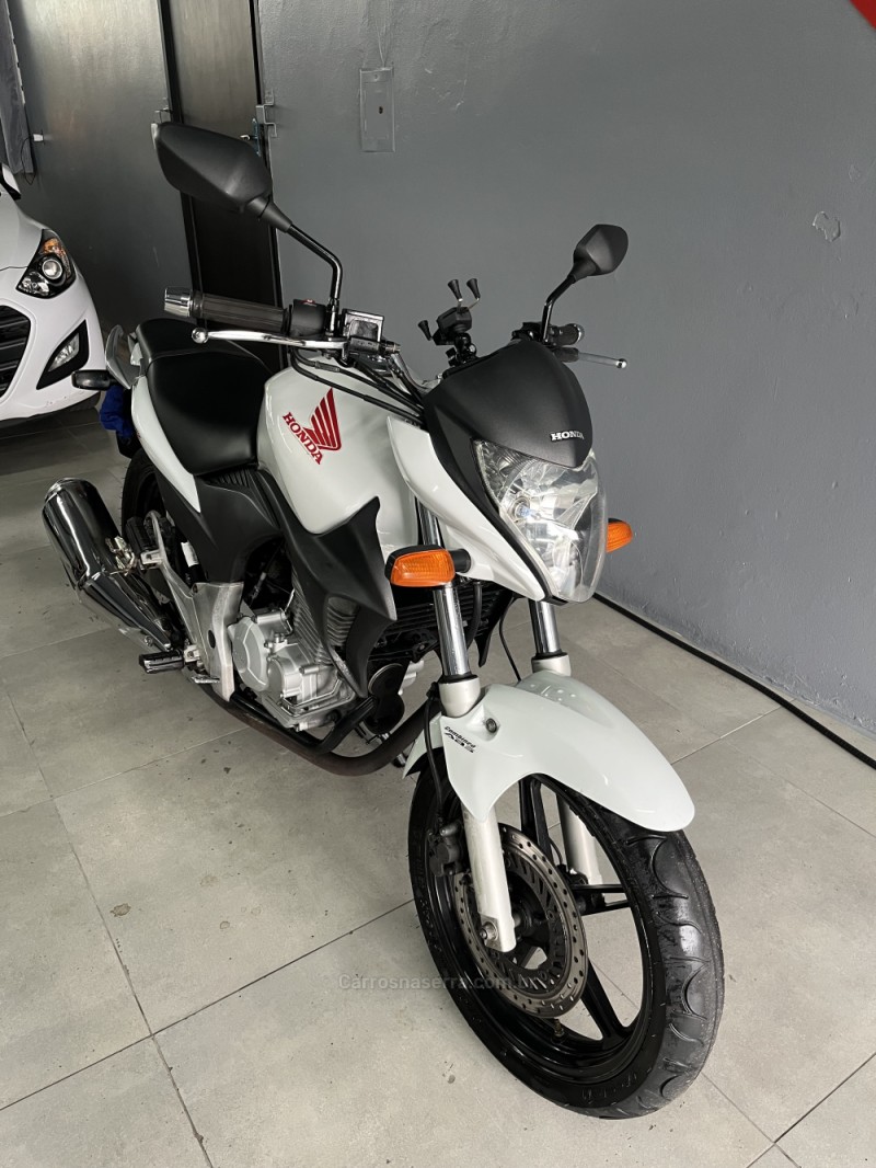 CB 300R ABS - 2012 - CAXIAS DO SUL