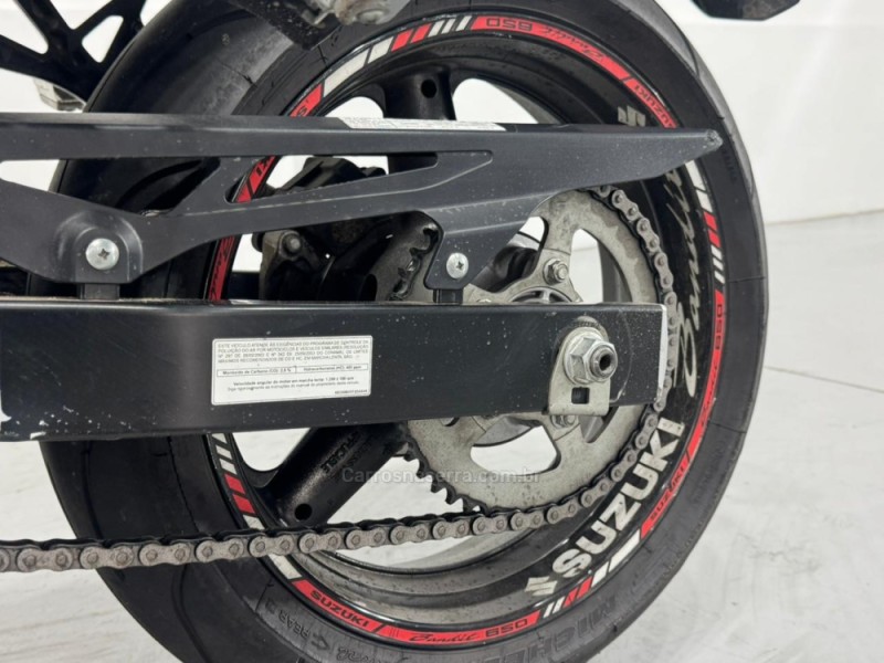 BANDIT 650 - 2016 - ESTâNCIA VELHA