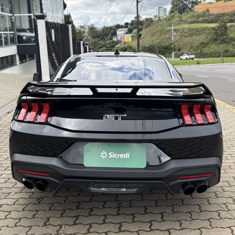 MUSTANG 5.0 GT PERFORMANCE V8 GASOLINA 4P AUTOMÁTICO - 2024 - CAXIAS DO SUL