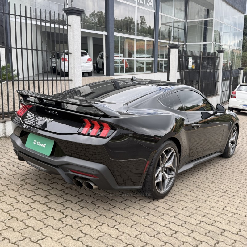 MUSTANG 5.0 GT PERFORMANCE V8 GASOLINA 4P AUTOMÁTICO - 2024 - CAXIAS DO SUL