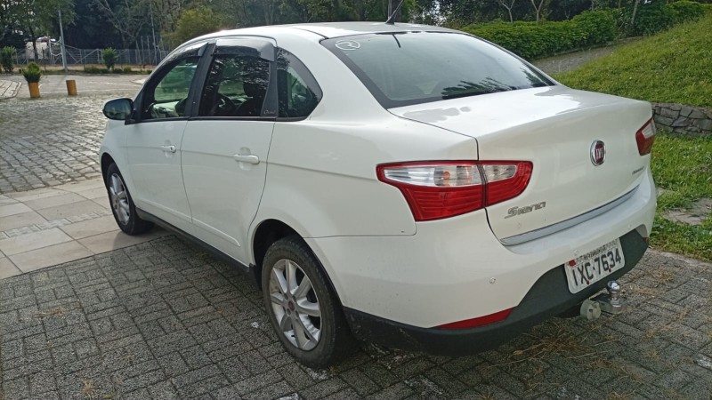 GRAND SIENA 1.4 MPI ATTRACTIVE 8V FLEX 4P MANUAL - 2016 - FARROUPILHA