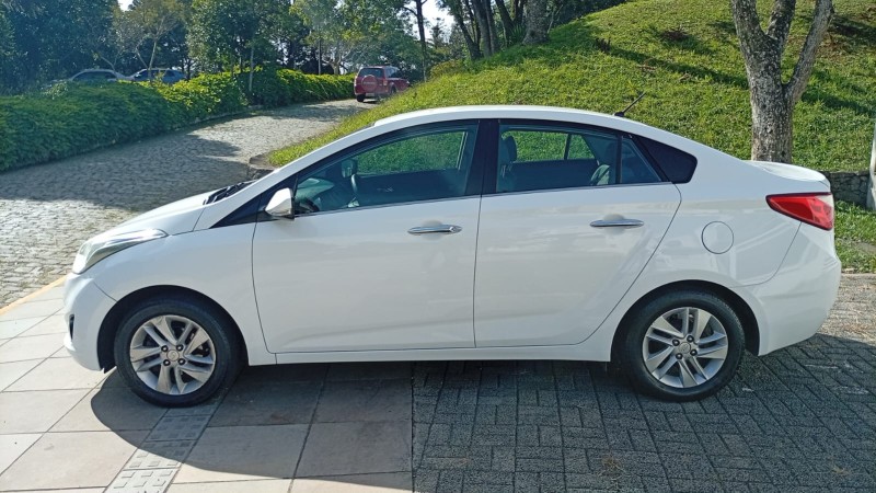 hb20s 1.6 comfort plus 16v flex 4p automatico 2015 farroupilha