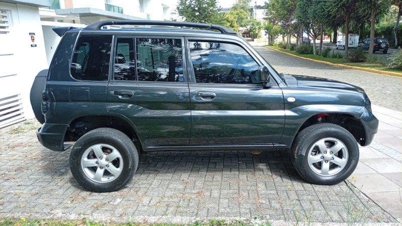 PAJERO TR4 2.0 4X4 16V 131CV GASOLINA 4P MANUAL - 2009 - FARROUPILHA