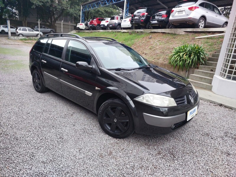 MÉGANE 2.0 DYNAMIQUE GRAND TOUR 16V GASOLINA 4P AUTOMÁTICO - 2008 - BENTO GONçALVES