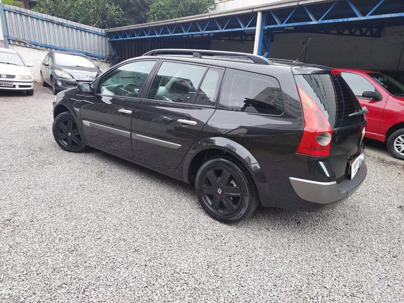 MÉGANE 2.0 DYNAMIQUE GRAND TOUR 16V GASOLINA 4P AUTOMÁTICO - 2008 - BENTO GONçALVES