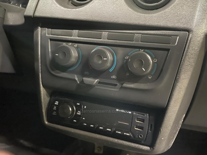 CELTA 1.0 MPFI LS 8V FLEX 4P MANUAL - 2013 - CAXIAS DO SUL