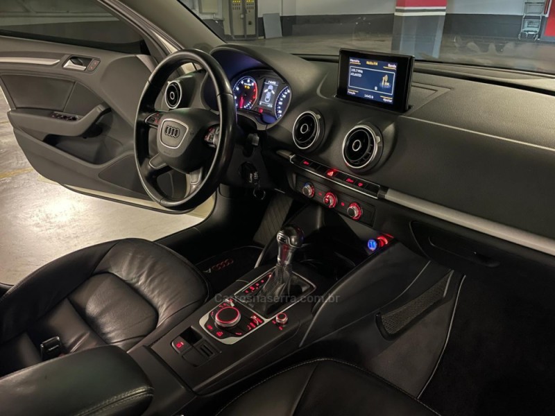 A3 1.4 TFSI SEDAN ATTRACTION 16V GASOLINA 4P S-TRONIC - 2015 - CAXIAS DO SUL