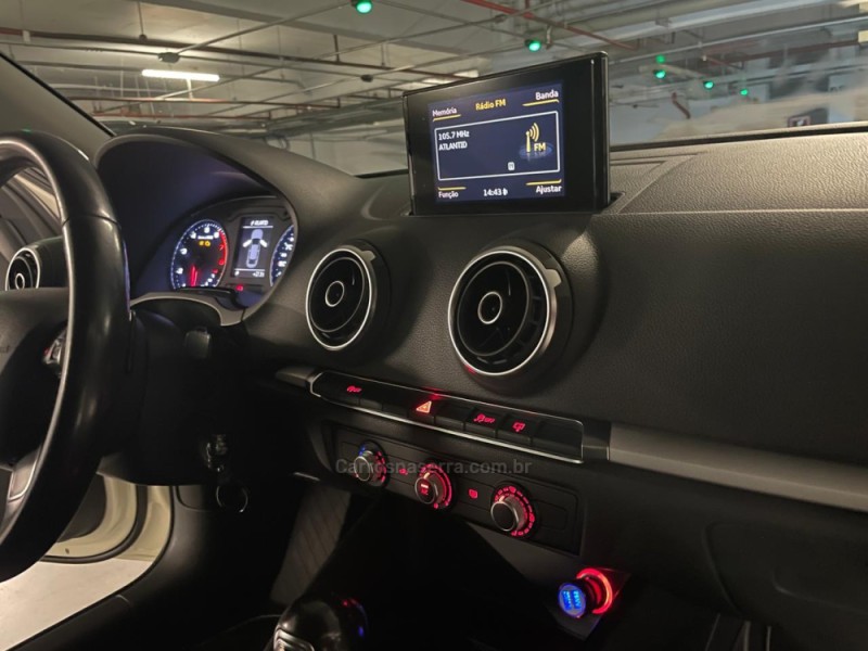 A3 1.4 TFSI SEDAN ATTRACTION 16V GASOLINA 4P S-TRONIC - 2015 - CAXIAS DO SUL