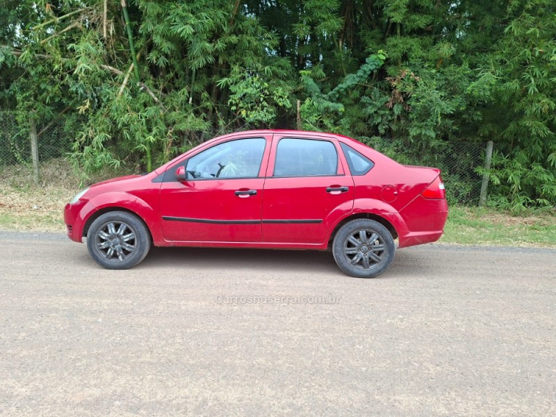 FIESTA 1.6 MPI SEDAN 8V FLEX 4P MANUAL - 2006 - IVOTI
