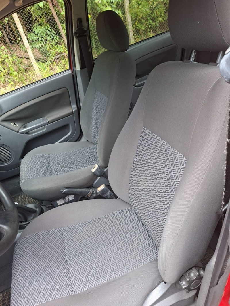 FIESTA 1.6 MPI SEDAN 8V FLEX 4P MANUAL - 2006 - IVOTI
