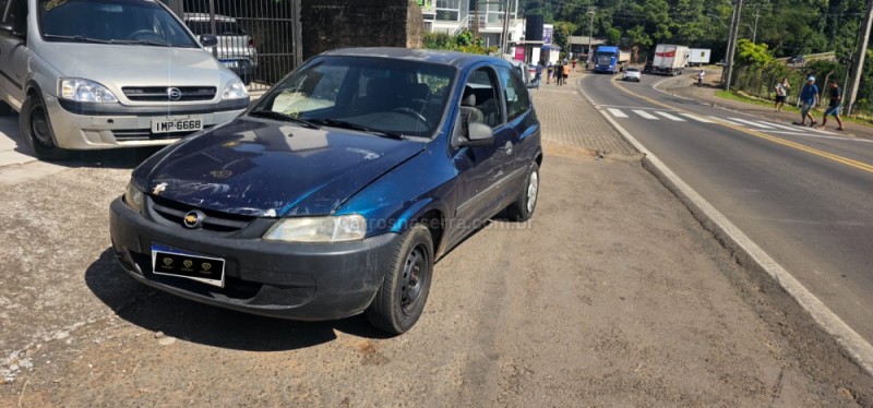 CELTA 1.0 MPFI 8V GASOLINA 2P MANUAL - 2003 - IVOTI