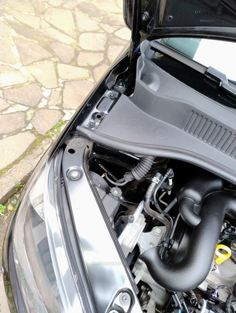 UP 1.0 TRACK UP 12V FLEX 4P MANUAL - 2017 - VACARIA