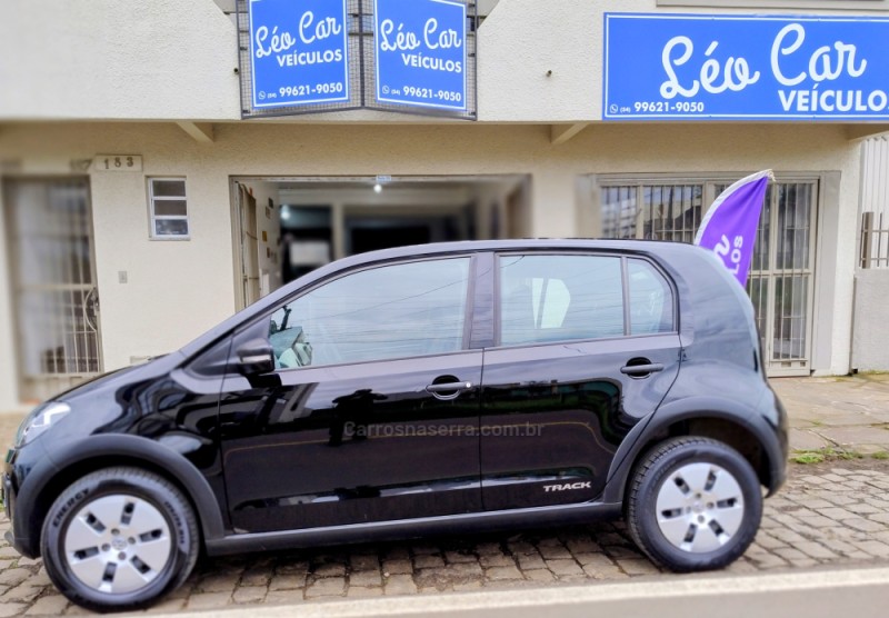 UP 1.0 TRACK UP 12V FLEX 4P MANUAL - 2017 - VACARIA