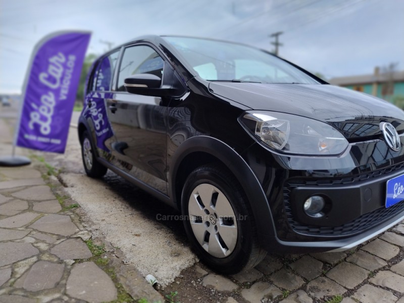 UP 1.0 TRACK UP 12V FLEX 4P MANUAL - 2017 - VACARIA