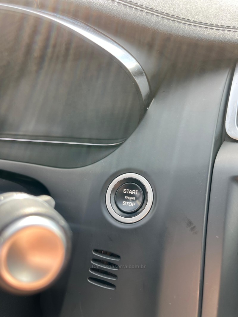 E-PACE 2.0 16V P250 S AWD FLEX 4P AUTOMÁTICO - 2019 - BENTO GONçALVES