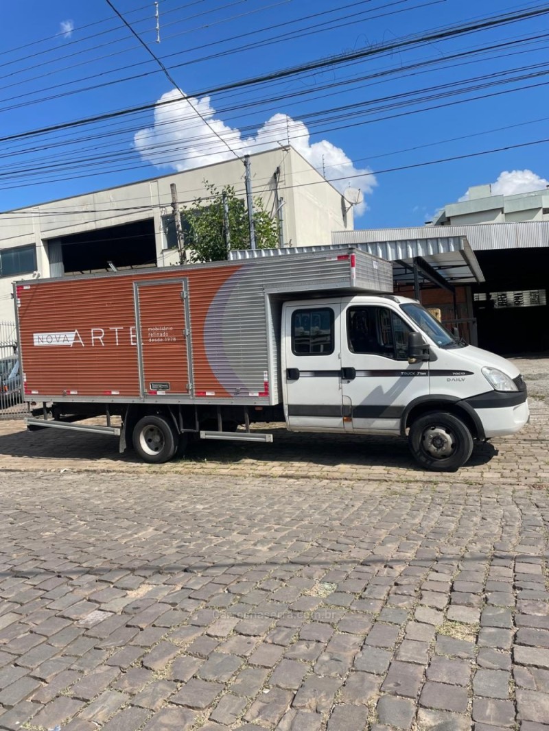 daily truck 70c17 cd 2014 caxias do sul