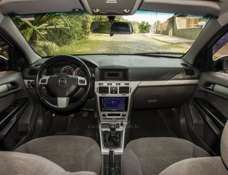 VECTRA 2.0 MPFI ELEGANCE 8V 140CV FLEX 4P MANUAL - 2010 - NOVO HAMBURGO