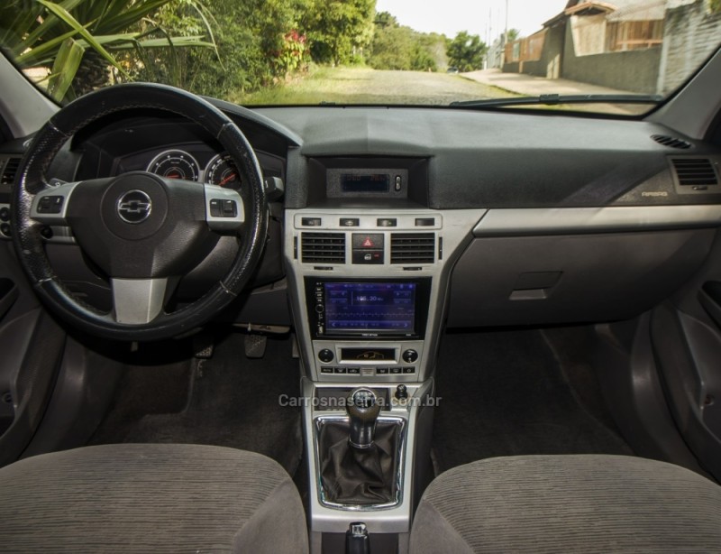 VECTRA 2.0 MPFI ELEGANCE 8V 140CV FLEX 4P MANUAL - 2010 - NOVO HAMBURGO