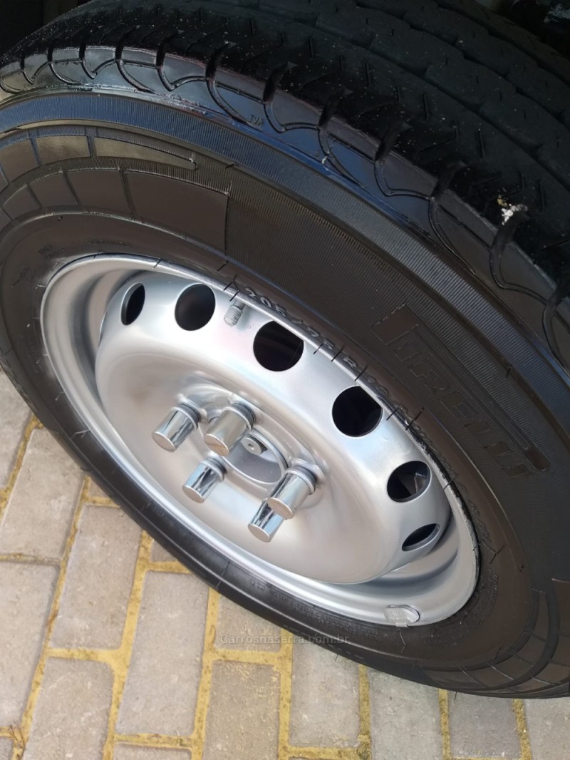 MASTER 2.5 DCI MINIBUS L3H2 16 LUGARES 16V DIESEL 3P MANUAL - 2013 - CAXIAS DO SUL