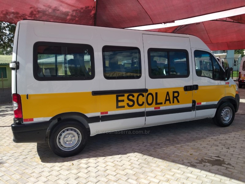 MASTER 2.5 DCI MINIBUS L3H2 16 LUGARES 16V DIESEL 3P MANUAL - 2013 - CAXIAS DO SUL