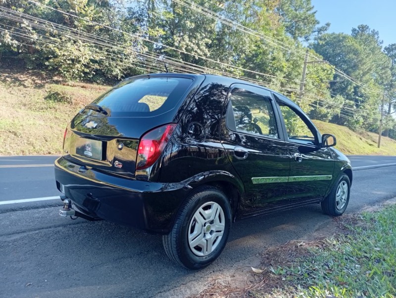 CELTA 1.0 MPFI LT 8V FLEX 4P MANUAL - 2012 - VENâNCIO AIRES
